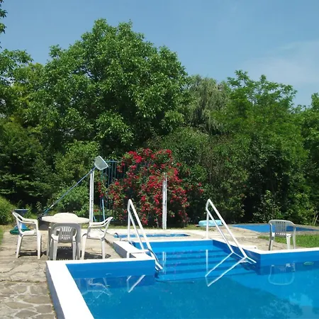 Nemesbuk 1 Holiday home Kehidakustany